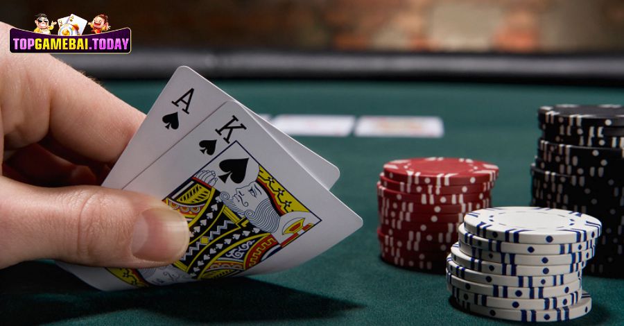 Bật mí chiến thuật khi chơi game bài poker đổi thưởng